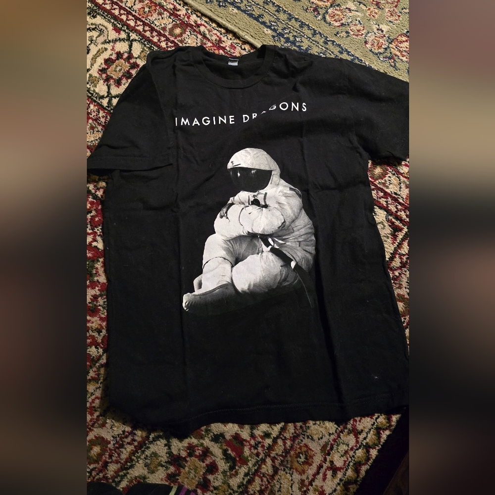 Imagine Dragons tour T-shirt men's Small 2014